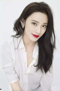 爆料娱乐圈彭小苒是谁啊,揭秘她的爆红之路